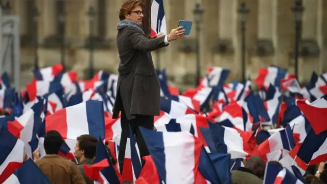 Мітинг у підтримку Макрона