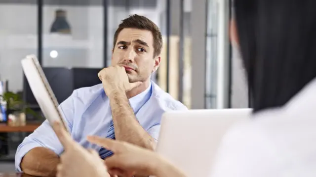 No pidas un aumento salarial acabado de comenzar en un empleo.