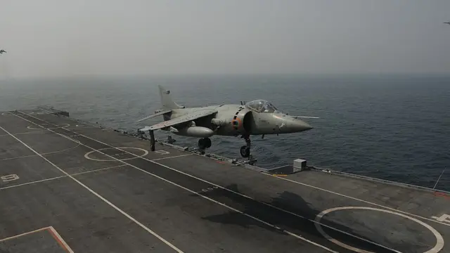 ભારતનું બીજું વિમાનવાહક જહાજ INS વિરાટ, જેને અલંગમાં તોડી પાડવામાં આવ્યું હતું