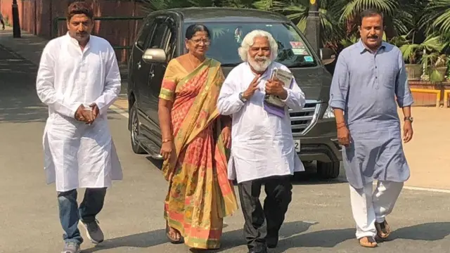 రాహుల్ గాంధీ గద్దర్ కాంగ్రెస్