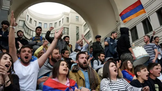 Демонстранти