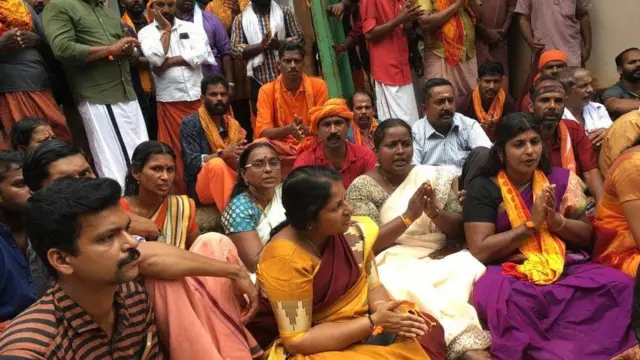 శబరిమలలో ఆందోళనకారులు