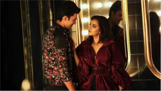 స్వర భాస్కర్ హస్తప్రయోగం వివాదం