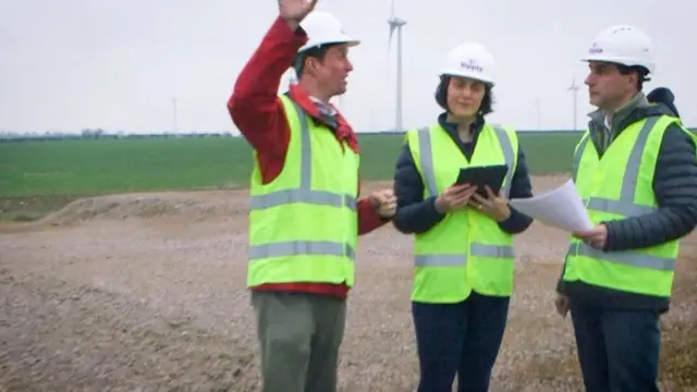 Sarah dit que maîtriser toutes les compétences dont une entreprise a besoin aidera à consolider les bases de l'entreprise à mesure qu'elle se développe