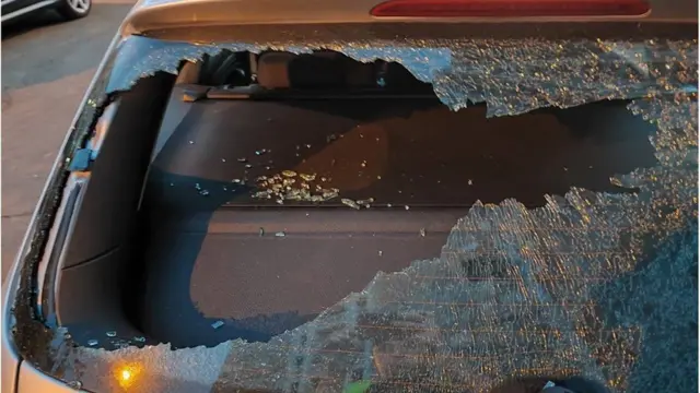 Уламки БпЛА пошкодили авто