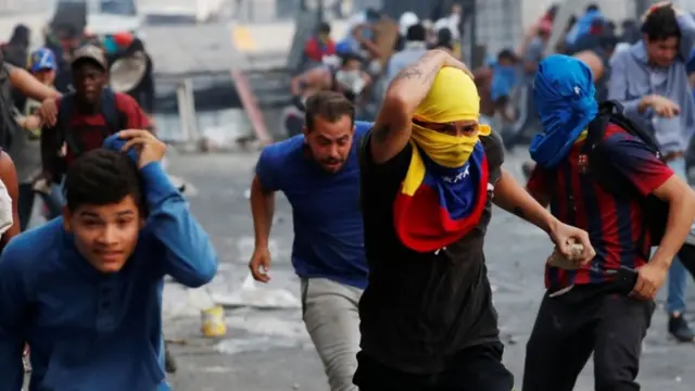 Столкновения в Каракасе