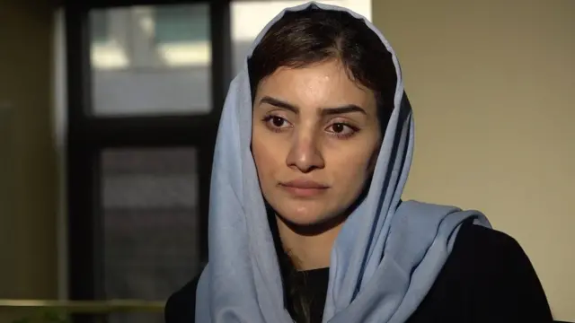 نیلوفر ایوبي