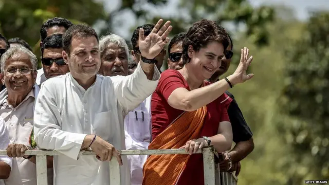 રાહુલ ગાંધી અને પ્રિયંકા ગાંધી