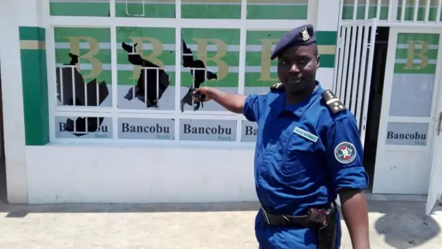 Ibanki iri ku mupaka nayo nyene yibasiwe n'ico gitero