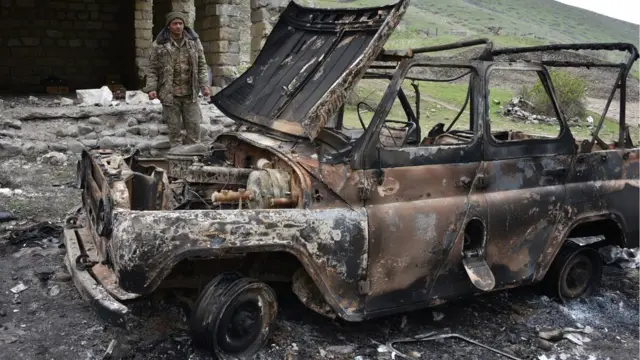 Qarabağda Aprel döyüşlərindən sonra Talış kəndi.