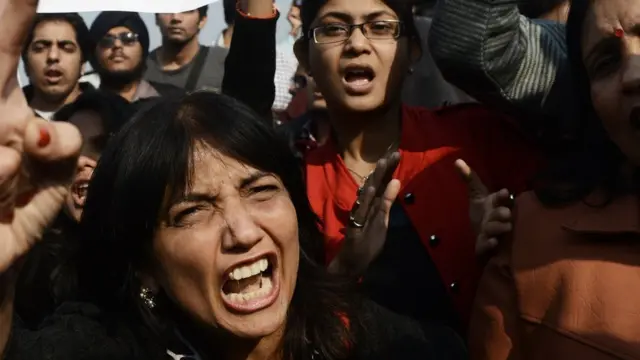 रेप के ख़िलाफ़ प्रदर्शन