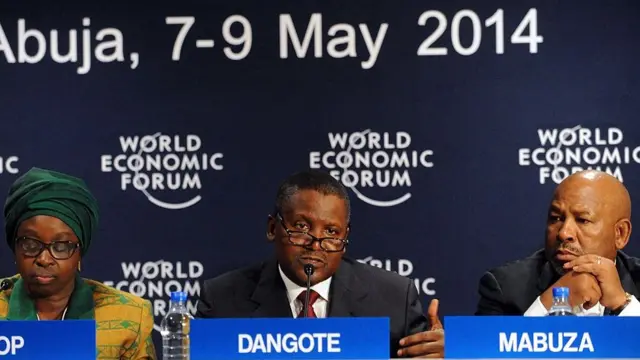 Jabu Mabuza alongside Nigeria businessman, Dangote and President and Founder of African Women Solidarity Bineta Diop for World Economic forum in Abuja, for 2014