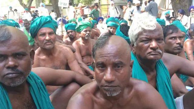 தமிழக விவசாயிகளுடன் இணைந்துள்ள பஞ்சாப் விவசாயிகள்