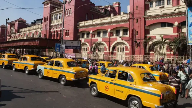 পশ্চিমবঙ্গের রাজধানী কোলকাতা।