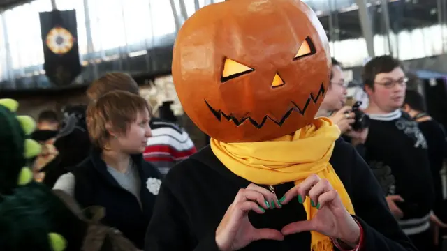 празднование Хэллоуина