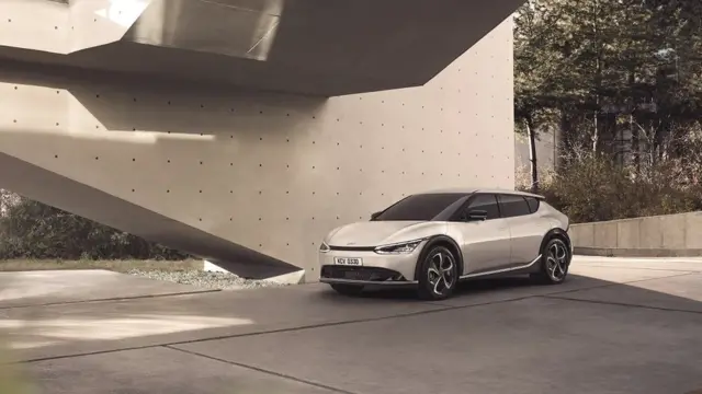 کیا EV6 اولین مدل کاملا الکتریکی کیا است