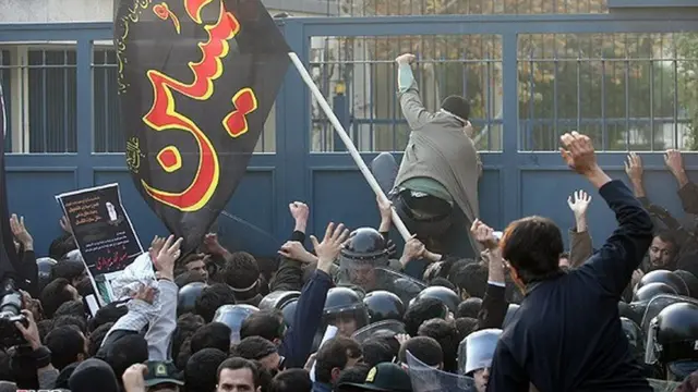 حمله به سفارت بریتانیا در سال ۱۳۹۰