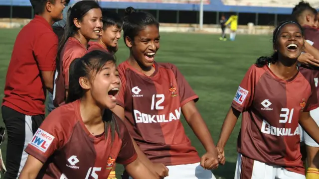 ఫుట్‌బాల్