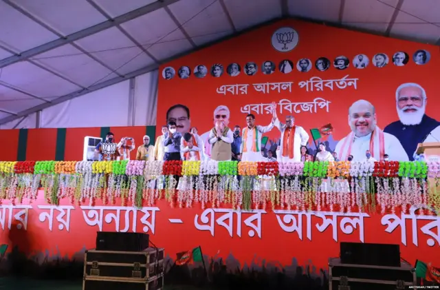 पश्चिम बंगाल की रैली में गृह मंत्री अमित शाह