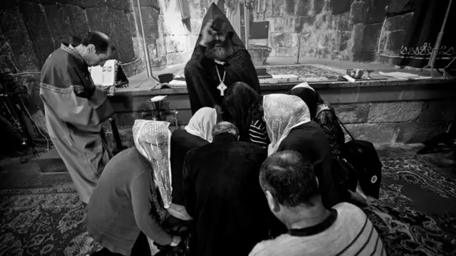 церемония в монастыре Армении