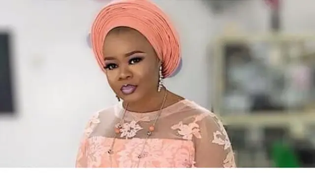 Bimbo Oshin se ọjọ ibi