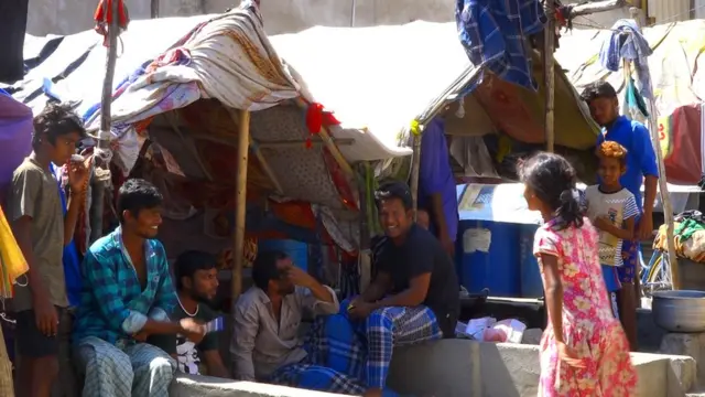 'எதிர்காலம் என்னாகுமோ' - வடமாநிலத் தொழிலாளர்களை வதைக்கும் ஊரடங்கு