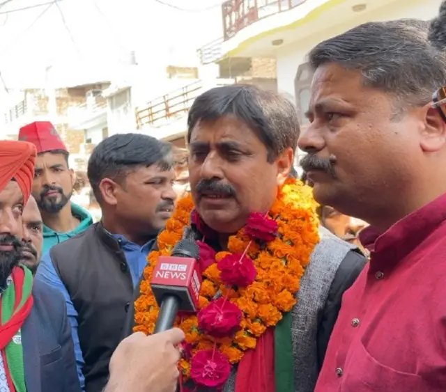 समाजवादी पार्टी के उम्मीदवार राजू गांधी