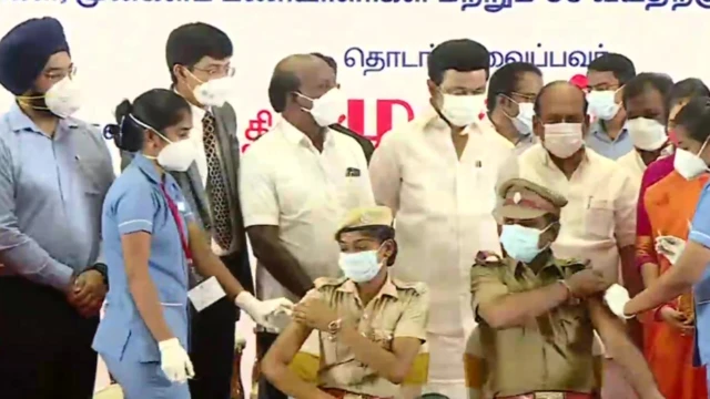 பூஸ்டர் டோஸ் செலுத்தும் பணி