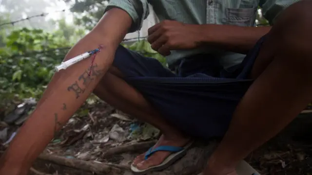 မူးယစ်ဆေးသုံးစွဲသူ