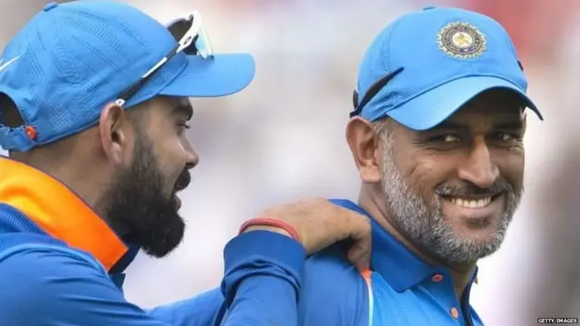 विराट कोहली आणि महेंद्रसिंग धोनी