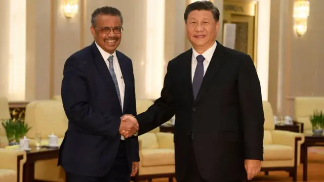 Rais wa China Xi Jinping akiwa na Mkuu wa WHO Tedros Adhanom Ghebreyesus