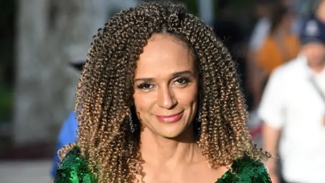 Ізабел душ Сантуш