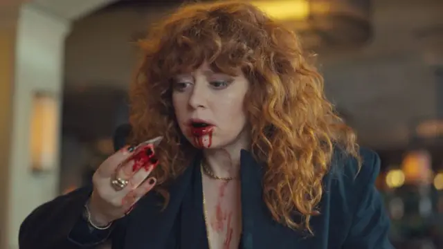 Cena de 'Boneca Russa'