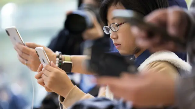 సెల్ ఫోన్