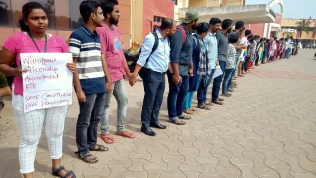 போராட்டம்