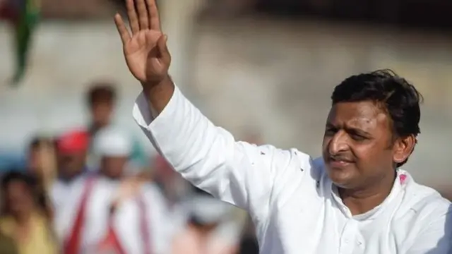 अखिलेश यादव