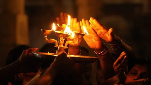 પ્રતીકાત્મક તસવીર