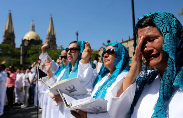 Seguidores de La Luz del Mundo durante una ceremonia en Guadalajara, Jalisco, México, qel 10 de noviembre de 2019.