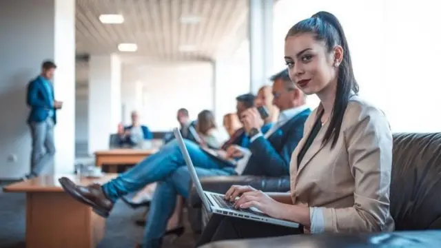 iş axtarmaq işçi fəhlə pul qazanmaq gənclər işsizlik Azərbaycanda işsizlik azərbaycanda iş tapmaq