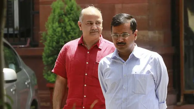 अरविंद केजरीवाल, मनीष सिसोदिया