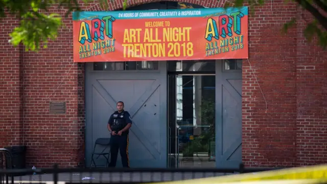 Ụlọ ebe mmemme ahụ na-eme tupu amalite ị gba egbe