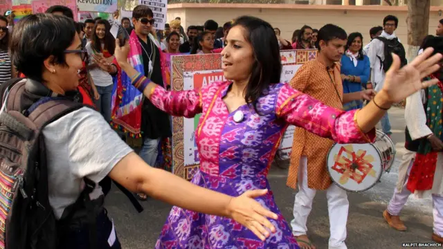 અમદાવાદ પ્રાઇડ પરેડનું એક દ્રશ્ય