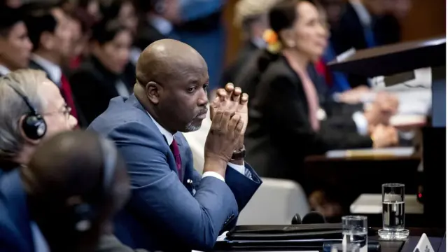 အဘူဘာကာ တမ်ဘာဒူး