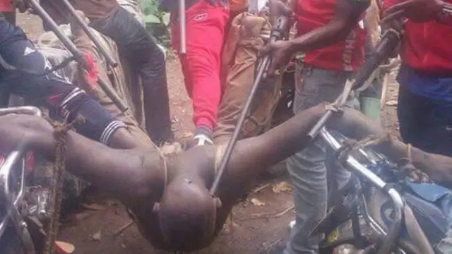 Deh tie Marine officer for four motor-cycles.j