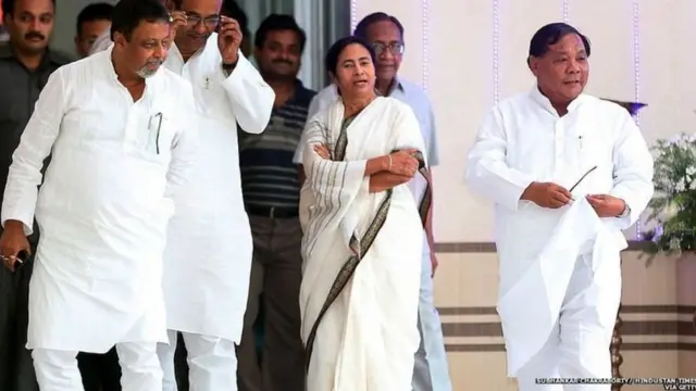 મમતા બેનરજી અને કૉંગ્રેસના નેતા