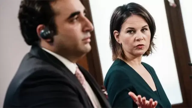 بلاول بھٹو اور اینالینا بیئرباک