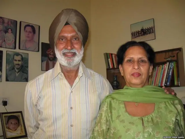 భార్య మణీందర్ కౌర్‌తో గుర్‌దీప్ సింగ్ సామ్రా