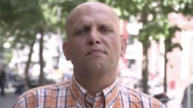 مازیار ابراهیمی میگوید بدون هیچ گناهی بازداشت شده و تحت شکنجه شدید به ترور اعتراف کرده است