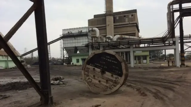 ஒரு வருடத்தில் 60,000 டன் கரியமில வாயு வெளியேற்றத்தை இந்த ஆலை பயன்படுத்துகிறது