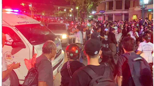 ประท้วง